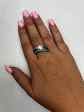 Load image into Gallery viewer, Sterling Silver Ring