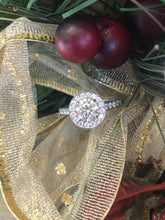 Load image into Gallery viewer, Diamond Engagement Ring