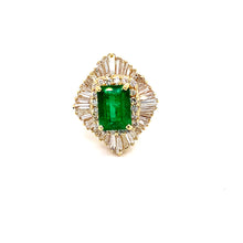 Load image into Gallery viewer, Colombian Emerald &amp; Baguette Diamonds in 14k Yellow Gold
